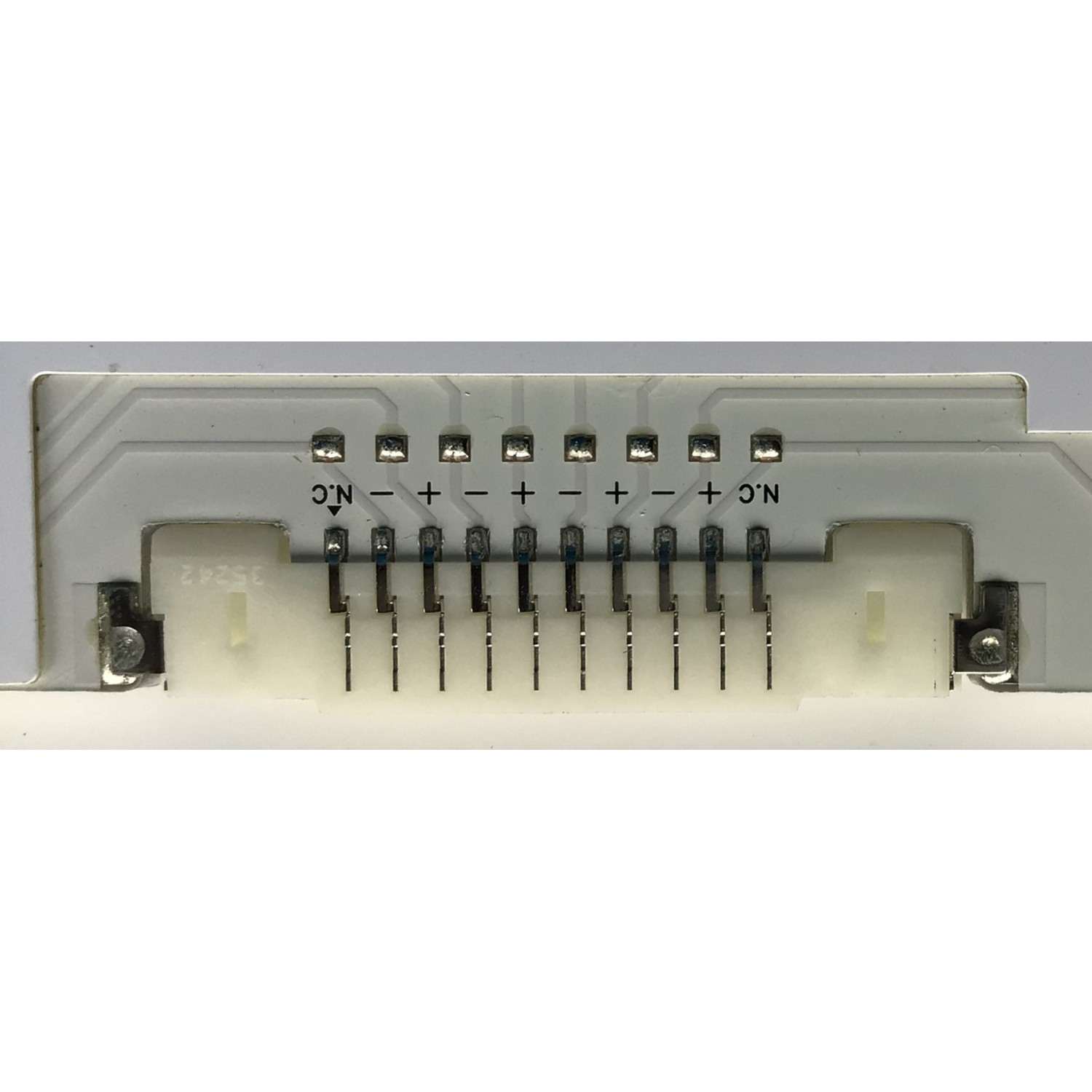 KIT DE LED'S PARA TV SAMSUNG ( 4 PZ ) / NUMERO DE PARTE BN96-29073A / BN9629073A / 29073A / V5LE-650SM0-R2 / PANEL CY-KF650FSLV2H / MODELO UN65F9000AFXZA UD07  / (( MAS MODELOS EN DESCRIPCIÓN )) - Imagen 3